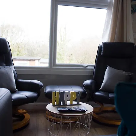 13 The Glade, Penstowe Holiday Park, Kilkhampton, Bude, Cornwall Chalet *